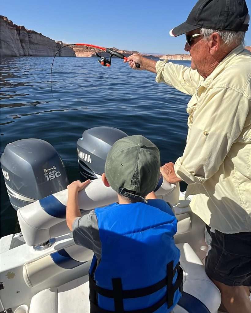 Ryker’s 6th Birthday!  Happy Birthday Buddy (my great -great nephew!  Tight Lines with the Georgia Family.
#lakepowell #fishing #tightlines #family #lakepowell